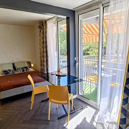 Apartman Soleil Et Verdure - Celleneuve